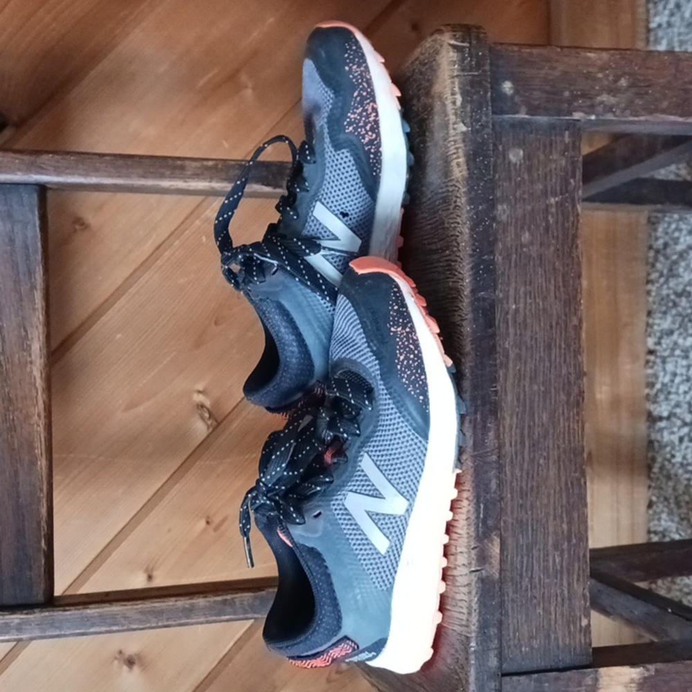 New Balance little kid trail runers